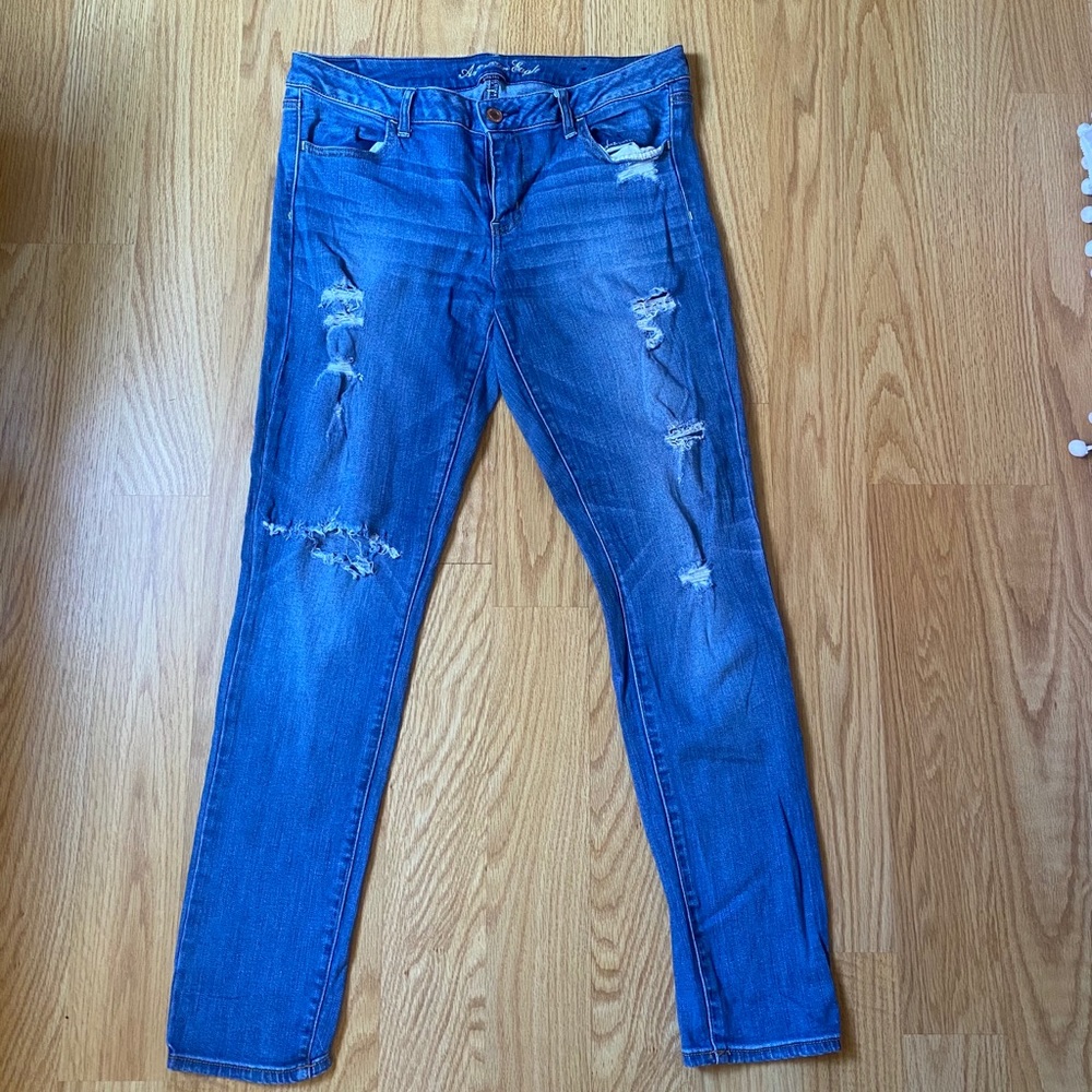 American Eagle Distressed Jeggings
